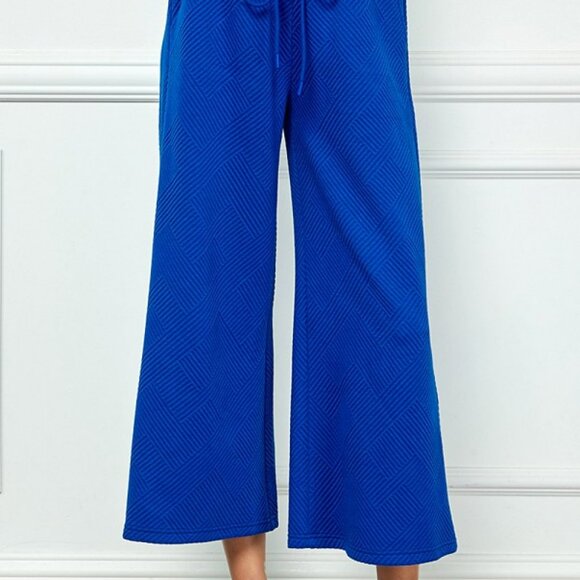 NWT See And Be Seen Textured Cropped Plus Size Wide Pants - Picture 2 of 2